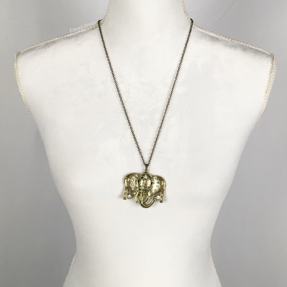 💥3for$28 NWT Rhinestone Elephant Pendant Necklace ~ Goldtone Crystal Accents - Picture 4 of 11